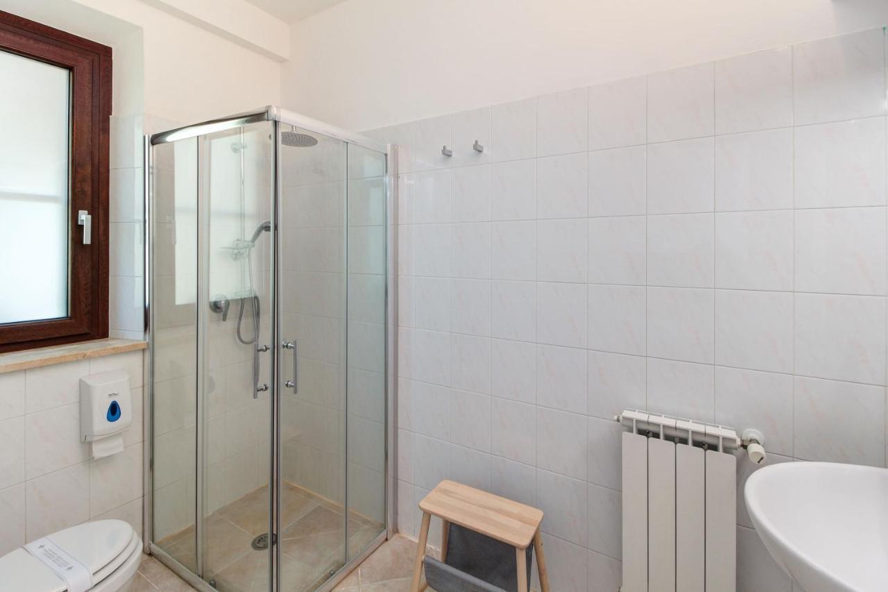 Artemisia Negli Ulivi B&B Мальяно-ин-Тоскана Экстерьер фото