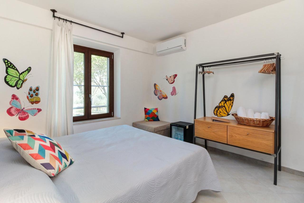 Artemisia Negli Ulivi B&B Мальяно-ин-Тоскана Экстерьер фото