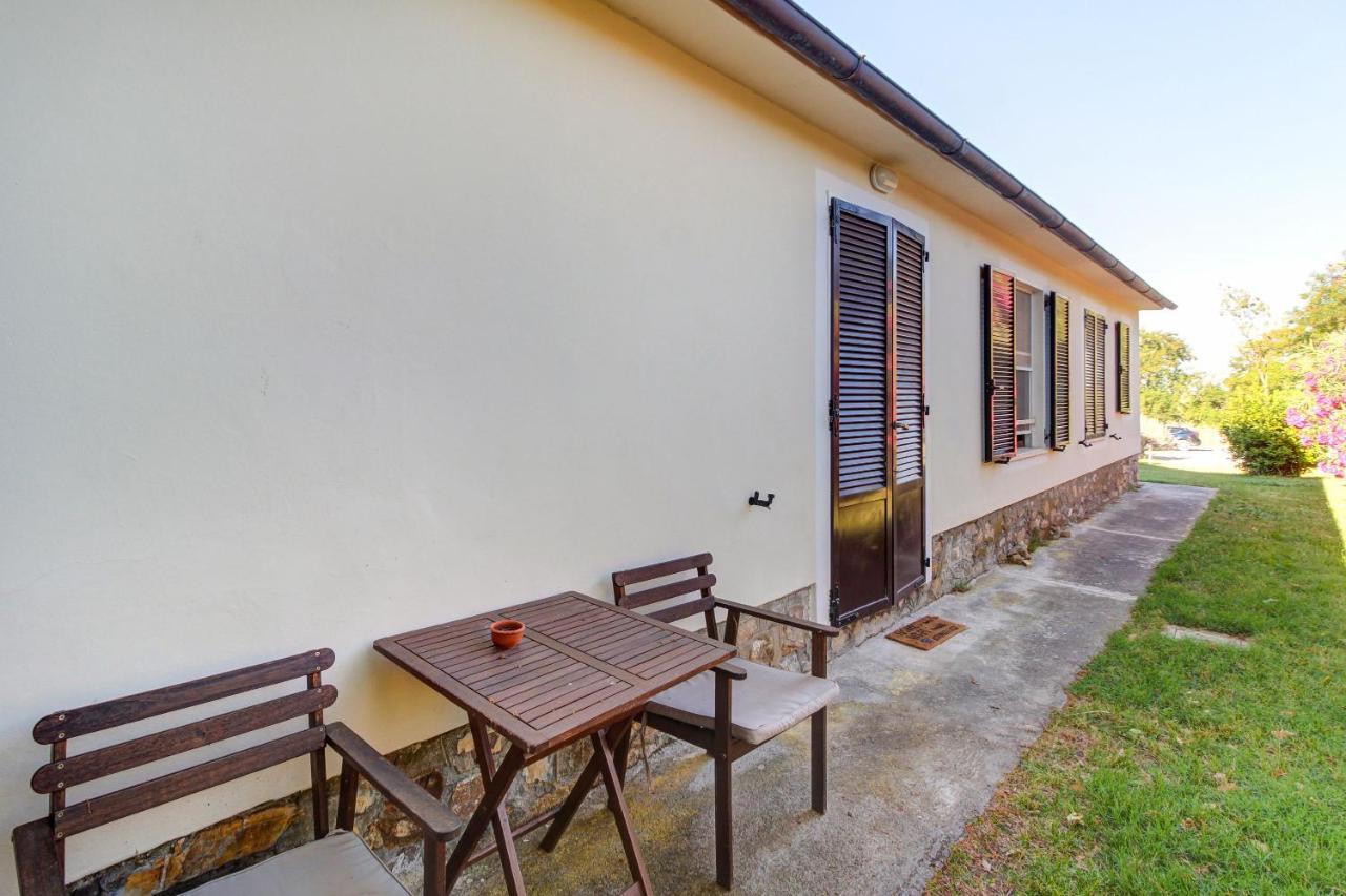 Artemisia Negli Ulivi B&B Мальяно-ин-Тоскана Экстерьер фото